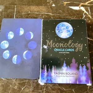 Moonlogy oracle deck